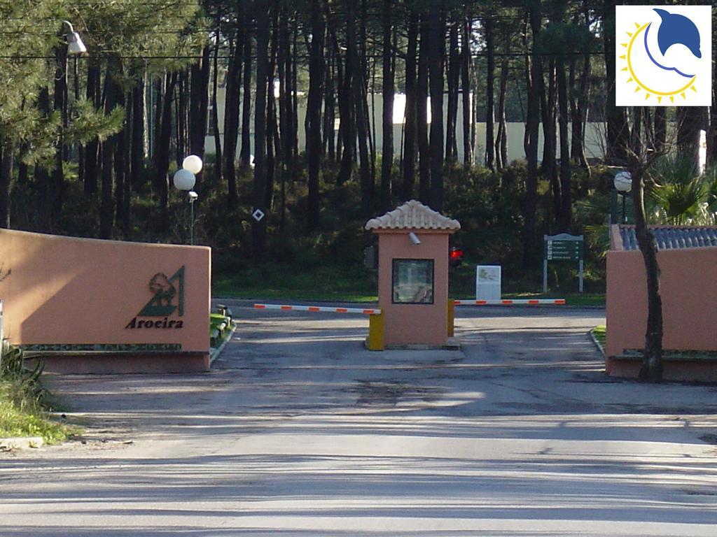 Dolphin Aroeira Beach Villa Charneca  Exterior photo